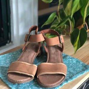 Toms Strapped Sandals